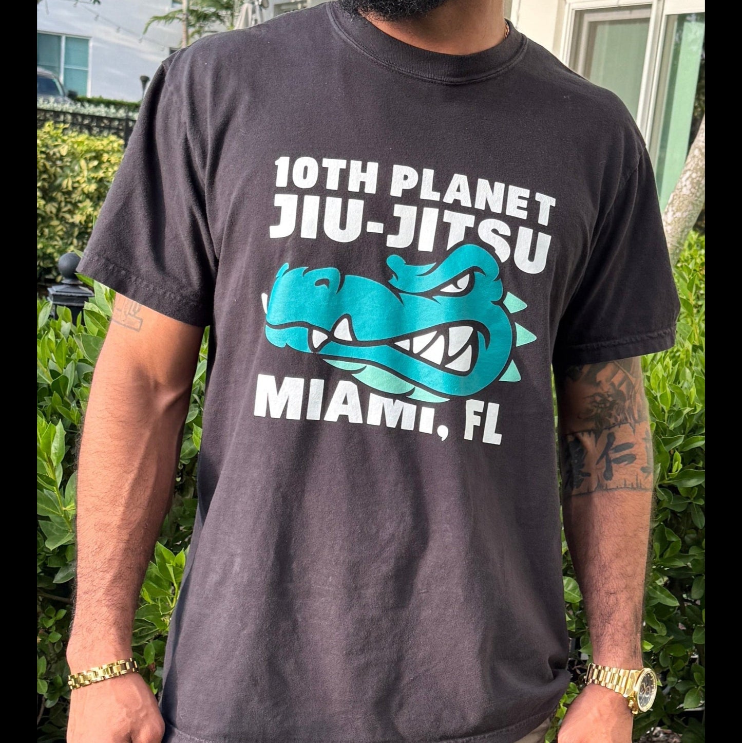 10P Miami Gator Tee